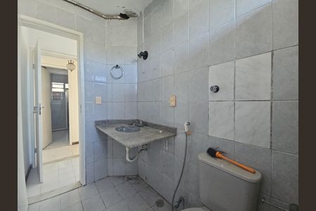 Apartamento para alugar com 110m², 3 quartos e 1 vaga Apartamento para alugar com 110m², 3 quartos e 1 vagaBanheiro da Suíte