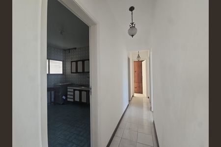 Corredor de apartamento para alugar com 3 quartos, 110m² em Brotas, Salvador