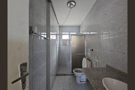 Apartamento para alugar com 110m², 3 quartos e 1 vaga Apartamento para alugar com 110m², 3 quartos e 1 vagaBanheiro Corredor