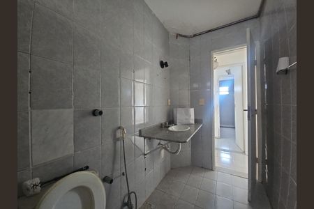 Apartamento para alugar com 110m², 3 quartos e 1 vaga Apartamento para alugar com 110m², 3 quartos e 1 vagaBanheiro Corredor