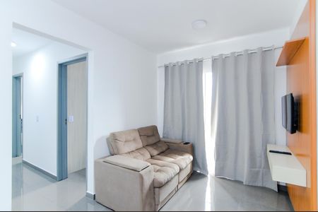 Sala de apartamento para alugar com 2 quartos, 50m² em Jardim Aida, Guarulhos