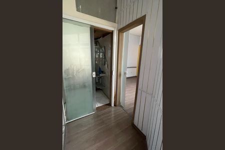 Corredor de apartamento para alugar com 2 quartos, 49m² em Centro, Duque de Caxias