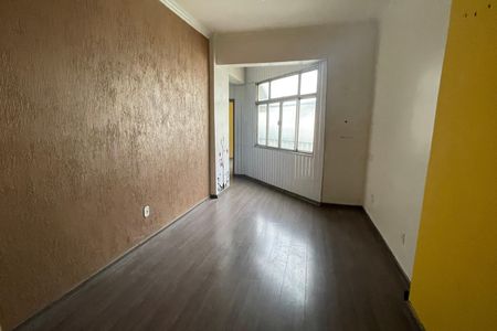 Sala de apartamento para alugar com 2 quartos, 49m² em Centro, Duque de Caxias