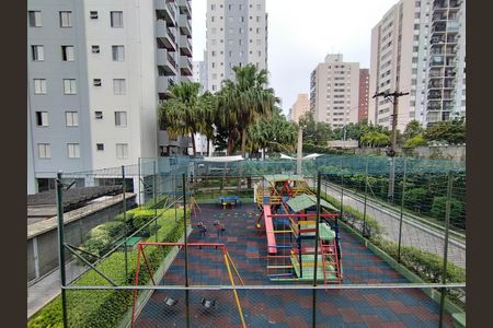 Apartamento para alugar com 74m², 2 quartos e 1 vaga Apartamento para alugar com 74m², 2 quartos e 1 vagaÁrea comum - Playground