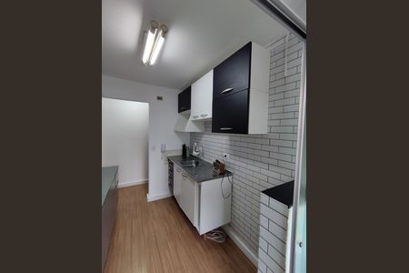 Apartamento para alugar com 74m², 2 quartos e 1 vaga Apartamento para alugar com 74m², 2 quartos e 1 vagaCozinha - Armários