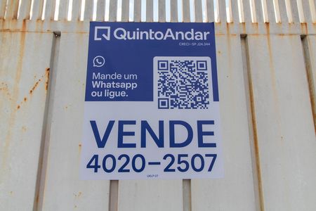 Casa à venda com 84m², 2 quartos e 3 vagas Casa à venda com 84m², 2 quartos e 3 vagasFACHADA