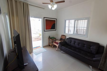 SALA de casa à venda com 2 quartos, 84m² em Parque Ceasa, Campinas