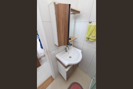Casa à venda com 84m², 2 quartos e 3 vagas Casa à venda com 84m², 2 quartos e 3 vagasBANHEIRO SOCIAL