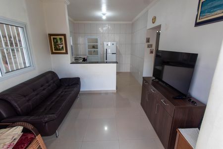 Casa à venda com 84m², 2 quartos e 3 vagas Casa à venda com 84m², 2 quartos e 3 vagasSALA