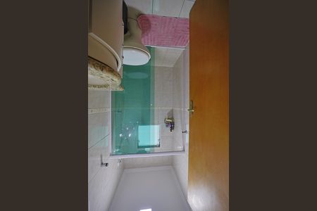 Casa à venda com 125m², 3 quartos e 2 vagasBanheiro