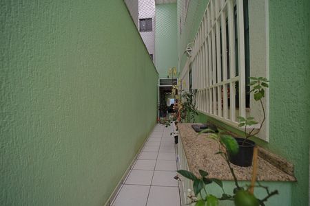 Casa à venda com 125m², 3 quartos e 2 vagasCorredor