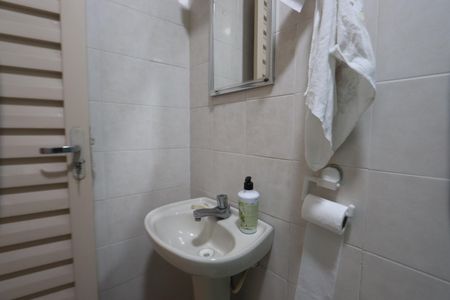 Casa para alugar com 120m², 2 quartos e 1 vagaBanheiro de Serviço