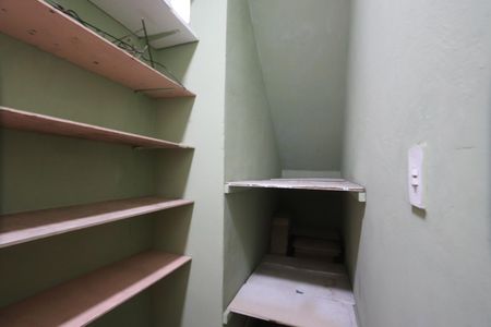 Casa para alugar com 120m², 2 quartos e 1 vagaDepósito