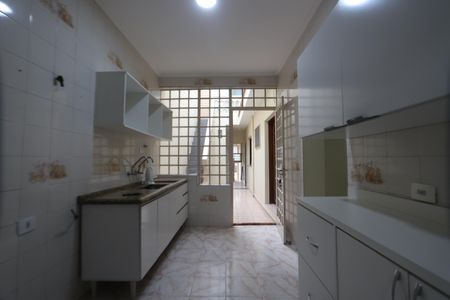 Casa para alugar com 120m², 2 quartos e 1 vagaCozinha
