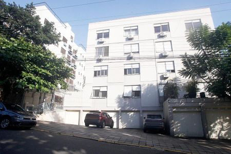 Apartamento para alugar com 70m², 2 quartos e 1 vagaFachada