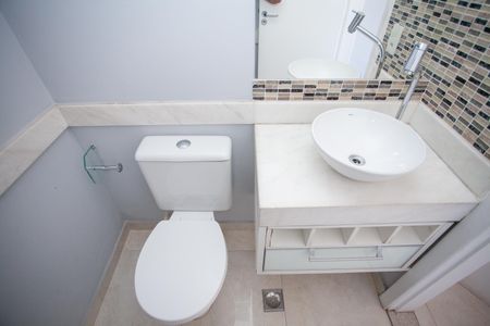 Casa de condomínio para alugar com 142m², 3 quartos e 2 vagasLavabo