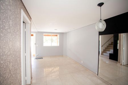 Casa de condomínio para alugar com 142m², 3 quartos e 2 vagasSala