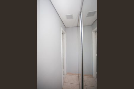 Casa de condomínio para alugar com 142m², 3 quartos e 2 vagasCloset da suíte