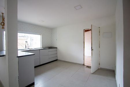 Casa para alugar com 90m², 2 quartos e 3 vagasCozinha