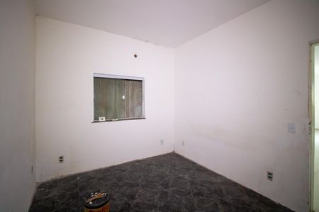Casa para alugar com 90m², 2 quartos e 3 vagasSuíte