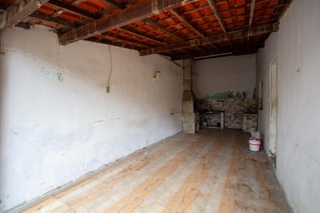 Casa para alugar com 90m², 2 quartos e 3 vagasQuintal