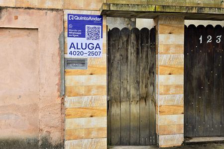 Casa para alugar com 90m², 2 quartos e 3 vagasPlaca