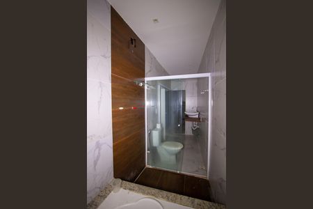 Casa para alugar com 90m², 2 quartos e 3 vagasBanheiro da Suíte