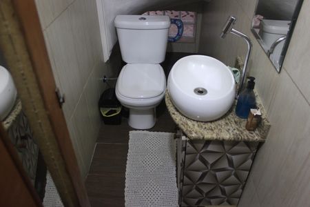 Casa à venda com 185m², 3 quartos e 2 vagasLavabo