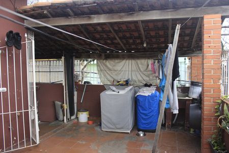 Casa à venda com 185m², 3 quartos e 2 vagasLavanderia