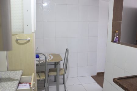 Casa à venda com 185m², 3 quartos e 2 vagasCozinha 2