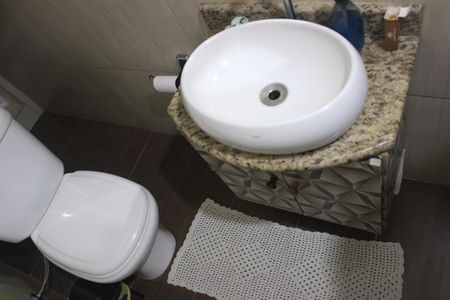 Casa à venda com 185m², 3 quartos e 2 vagasLavabo