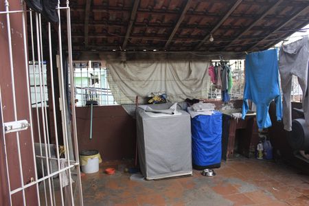 Casa à venda com 185m², 3 quartos e 2 vagasLavanderia