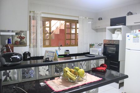 Casa à venda com 185m², 3 quartos e 2 vagasCozinha 1