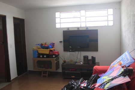 Casa à venda com 185m², 3 quartos e 2 vagasSuíte 2