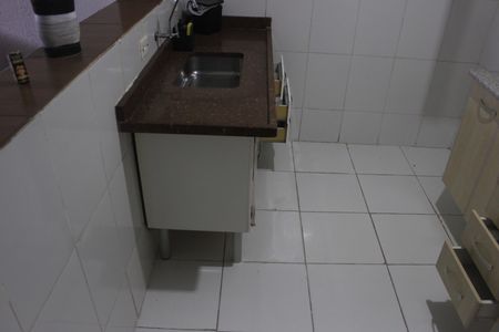 Casa à venda com 185m², 3 quartos e 2 vagasCozinha 2