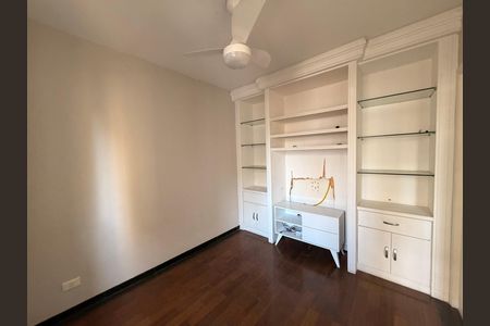 Apartamento à venda com 95m², 3 quartos e 2 vagasQuarto