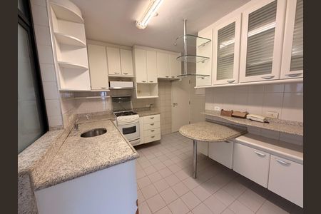 Apartamento à venda com 95m², 3 quartos e 2 vagasCozinha
