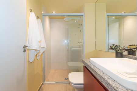 Banheiro de apartamento à venda com 1 quarto, 34m² em Vila Congonhas, São Paulo
