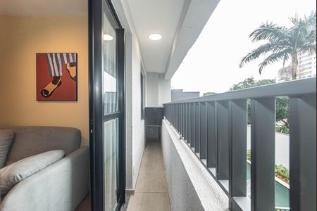 Apartamento à venda com 34m², 1 quarto e sem vaga Apartamento à venda com 34m², 1 quarto e sem vagaVaranda
