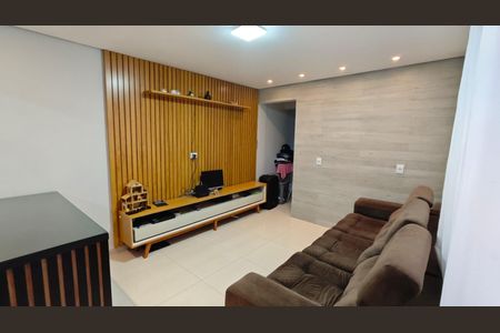 Foto 01 de casa à venda com 3 quartos, 165m² em Vila Mirante, São Paulo