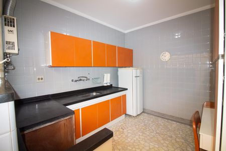 Casa para alugar com 200m², 2 quartos e 1 vagaCozinha