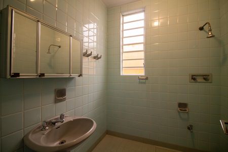 Casa para alugar com 200m², 2 quartos e 1 vagaBanheiro