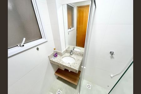 Apartamento para alugar com 44m², 2 quartos e sem vagaBanheiro