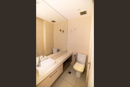 Apartamento para alugar com 180m², 4 quartos e 3 vagas Apartamento para alugar com 180m², 4 quartos e 3 vagasLavabo