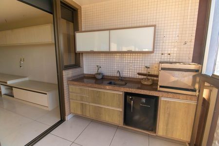 Apartamento para alugar com 180m², 4 quartos e 3 vagas Apartamento para alugar com 180m², 4 quartos e 3 vagasVaranda da Sala