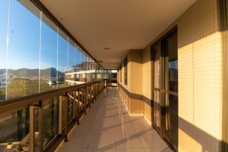 Varanda da Sala de apartamento para alugar com 4 quartos, 180m² em Piratininga, Niterói