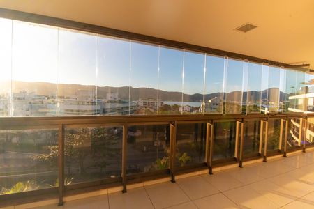 Apartamento para alugar com 180m², 4 quartos e 3 vagas Apartamento para alugar com 180m², 4 quartos e 3 vagasSuíte 1