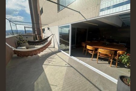 Apartamento à venda com 2 quartos, 169m² em Vila Romana, São Paulo