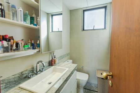 Apartamento para alugar com 100m², 3 quartos e 2 vagasBanheiro da Suíte