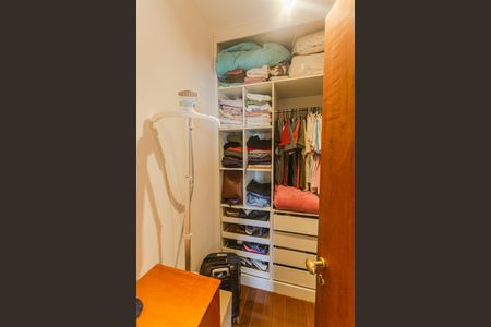 Apartamento para alugar com 100m², 3 quartos e 2 vagasCloset da Suíte